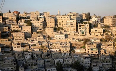 亞洲機(jī)智小國(guó):極缺資源僅20公里海岸線,卻硬是靠港口年掙200億