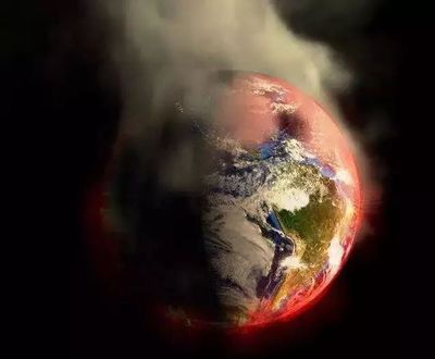 RGF帶您去太空中看地球。